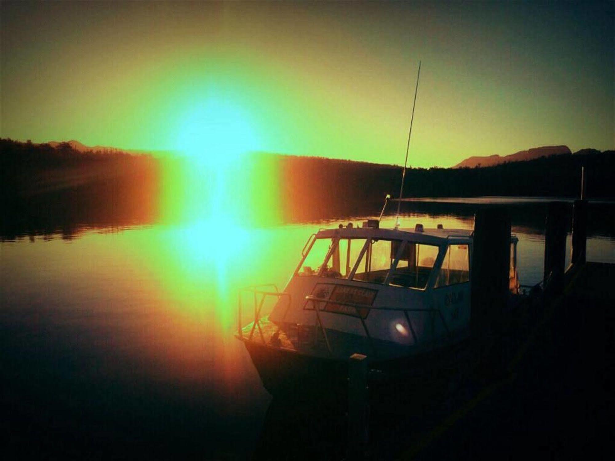 Lake St Clair Lodge Esterno foto